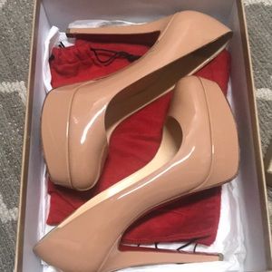 Christian Louboutin Bianca 140 patent calf 38.5